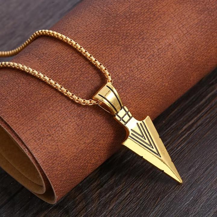 Arrowhead Pendent with Chain – Gold Edition