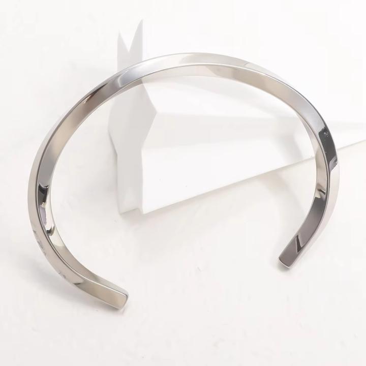 Twisted Bracelet – Silver Edition